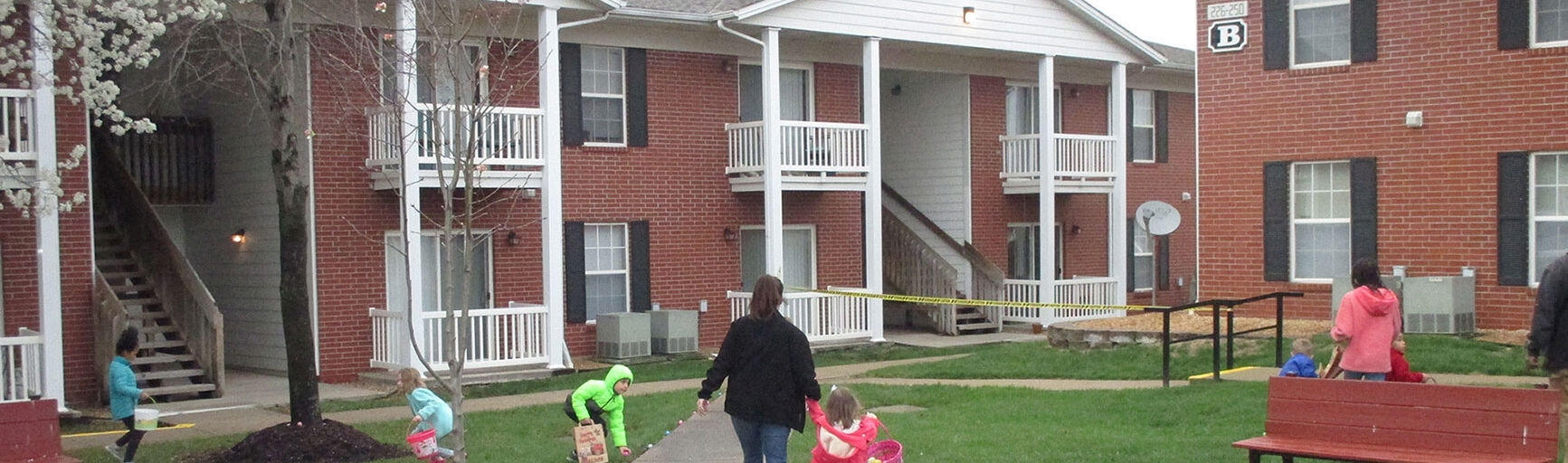 Abbey Orchard, a Fairway Management family community located in Nixa, Missouri, hosted an Easter Egg Hunt event for residents the week before Easter.