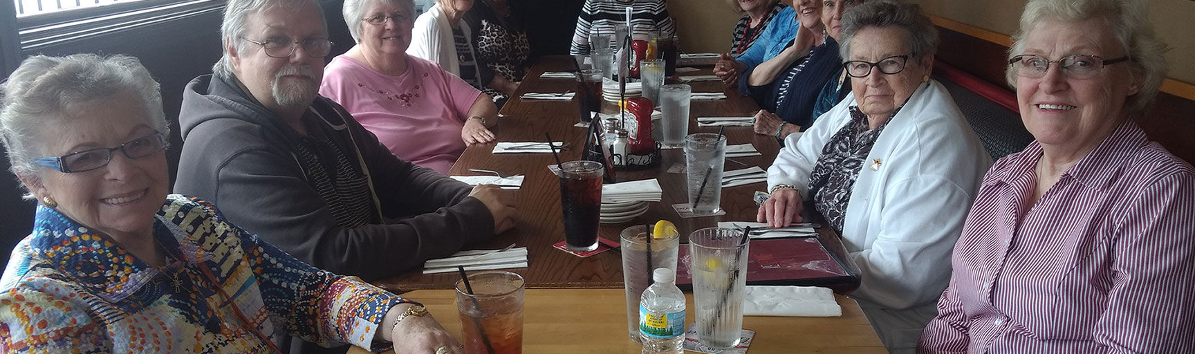 Wyndham Park, a Fairway Management independent senior living community in Saint Peters, Missouri, treated residents to a day at the St. Louis Science Center