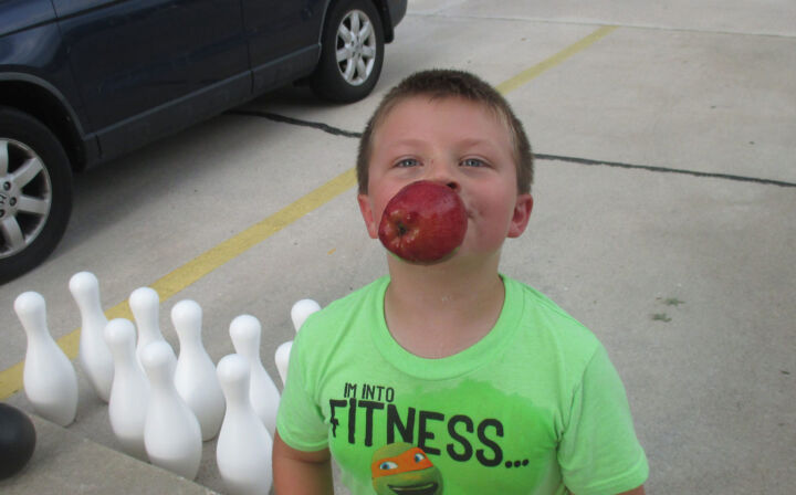 Abbey Orchard, a Fairway Management family community located in Nixa, Missouri, recently hosted a Back-to-School Bash for residents and their families.