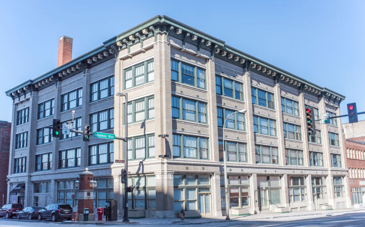 Located in the Old Garment District, the four story Opera House Lofts building was built in 1912 as the Coates Broadway Hotel and historically renovated in 2000 to satisfy an array of unique, urban lifestyles.