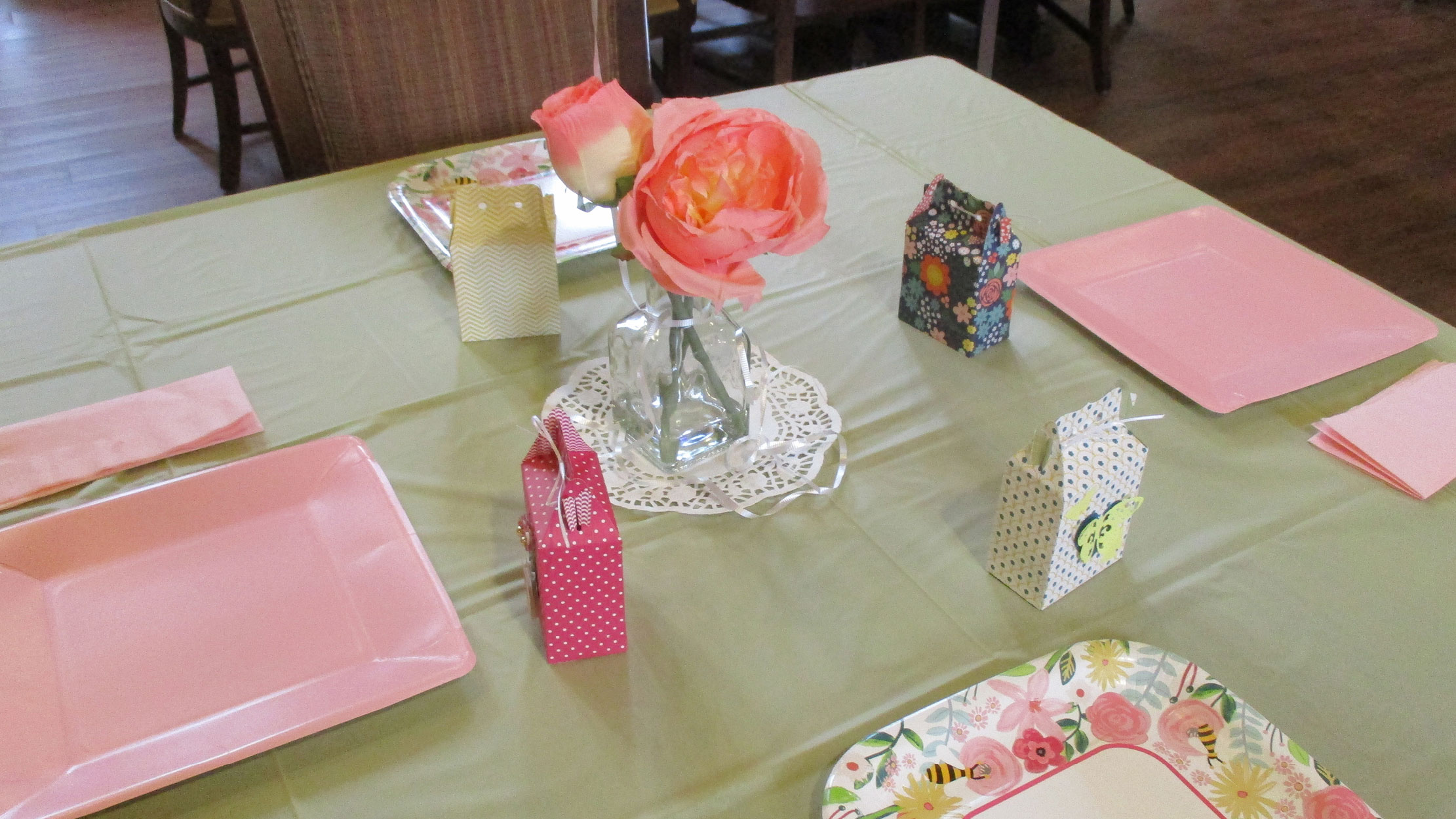 Myrtle Terraces, a Fairway Management senior community located in Gainesville, Georgia, hosted a very special Mother’s Day Luncheon for residents and their families!