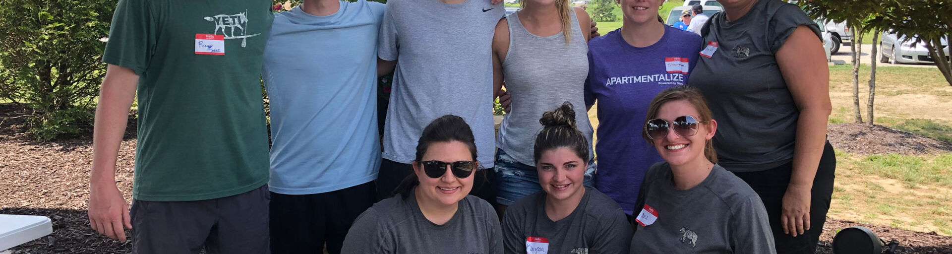 Employees from JES Holdings and its affiliate companies volunteered at this year’s Farm Day.